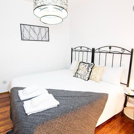 Entire Apartament 1 Minute From The Historical Center ซานติอาโก เด กอมโปสเตลา ภายนอก รูปภาพ
