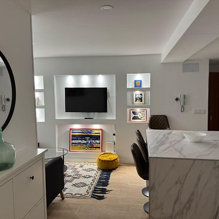 Entire Apartament 1 Minute From The Historical Center ซานติอาโก เด กอมโปสเตลา ภายนอก รูปภาพ