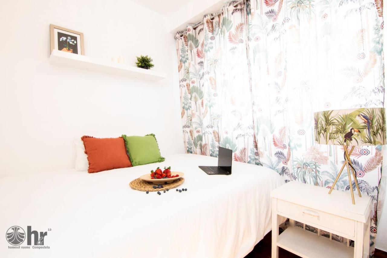 Entire Apartament 1 Minute From The Historical Center ซานติอาโก เด กอมโปสเตลา ภายนอก รูปภาพ