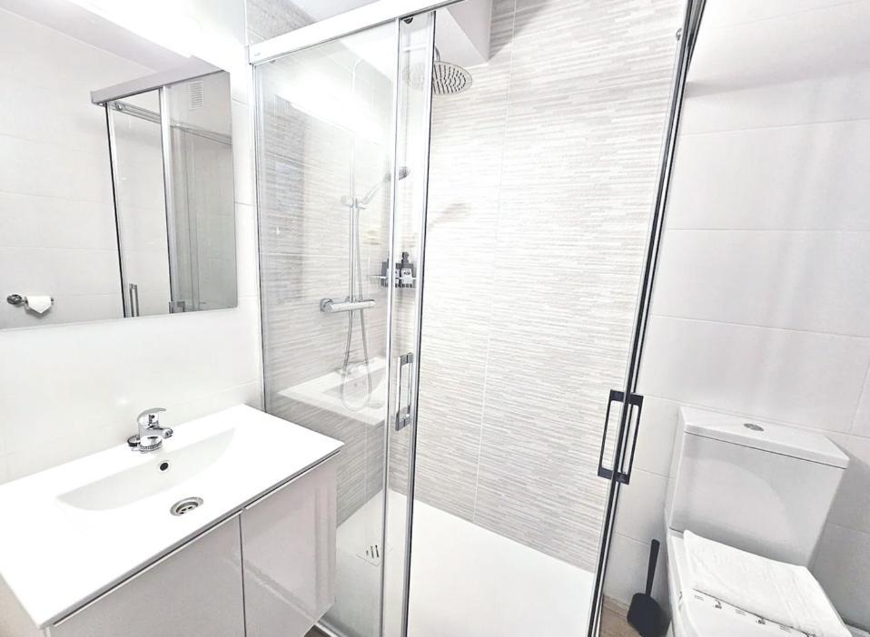 Entire Apartament 1 Minute From The Historical Center ซานติอาโก เด กอมโปสเตลา ภายนอก รูปภาพ